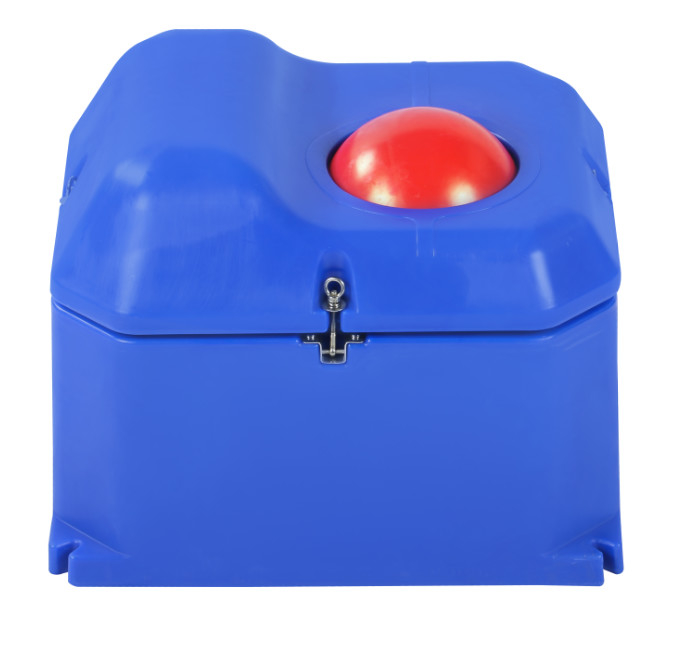 30-50L/menit LLDPE Peternakan Auto Waterer dengan Dibangun dalam Kontrol Suhu Warna Biru