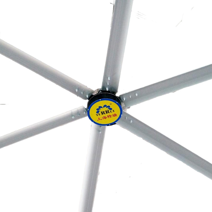 Kipas langit-langit industri yang kuat dengan motor EC tanpa sikat canggih dan diameter 7300mm yang mengesankan