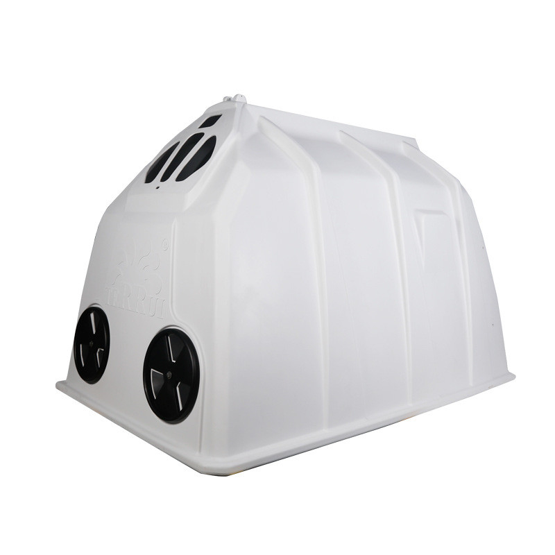 Polyetilen Dairy Calf Hutches Cocok untuk anak sapi dari segala usia dan ukuran 220*145*145cm